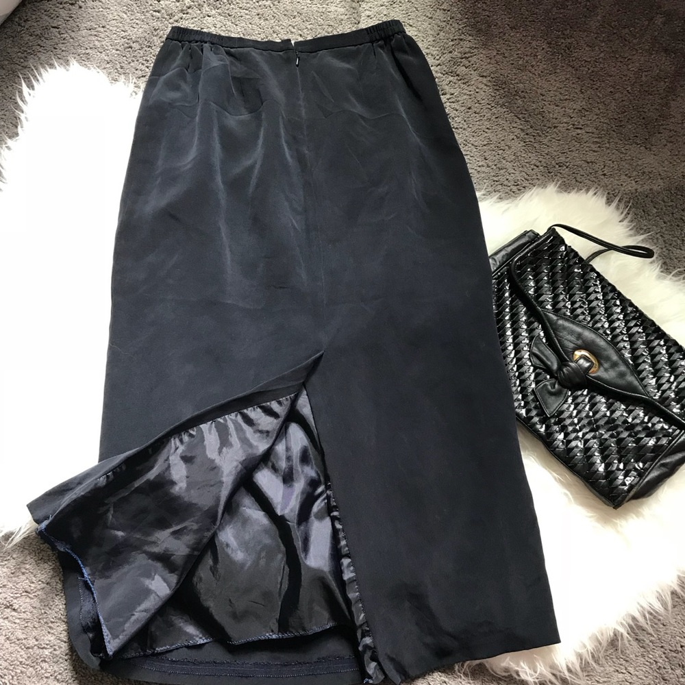 Vintage Josephine Chaus 100% silk navy maxi skirt - Picture 2 of 4